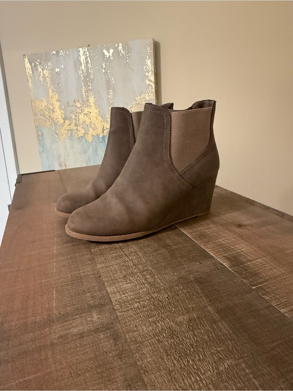 Rampage Taupe Brown Wedge Ankle Booties